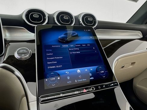 New 2026 Mercedes-Benz GLC 300 4MATIC image 19