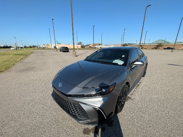 Used 2026 Toyota Camry SE w/ Convenience Package FWD image 12