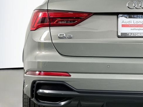 Used 2021 Audi Q3 2.0T Premium w/ Convenience Package image 17