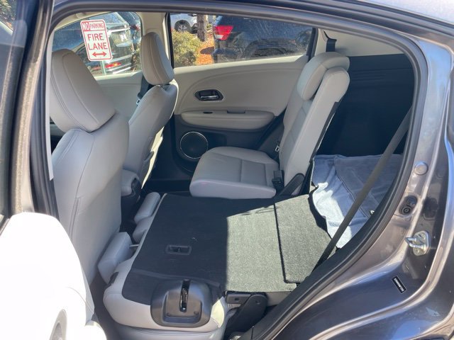 Used 2019 Honda HR-V Touring image 7