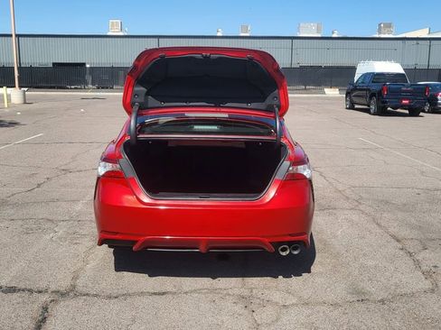 Used 2020 Toyota Camry SE image 11