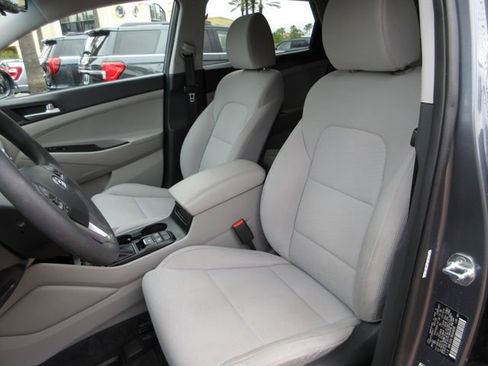 Used 2021 Hyundai Tucson SEL image 11