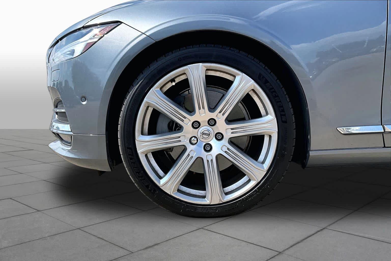 Used 2017 Volvo S90 T6 Inscription w/ Vision Package AWD/4WD image 10