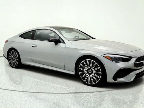 Used 2026 Mercedes-Benz CLE 300 4MATIC Coupe w/ AMG Line image 3