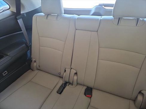 Used 2018 Honda Pilot EX-L image 17
