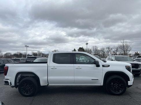 Certified 2025 GMC Sierra 1500 Elevation image 3