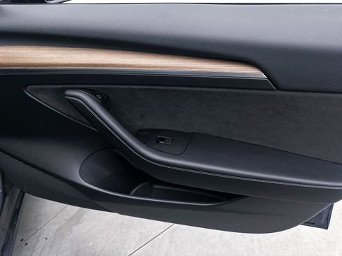 Used 2023 Tesla Model 3 Standard Range RWD image 28