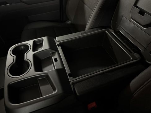 New 2026 GMC Sierra 2500 SLE image 35