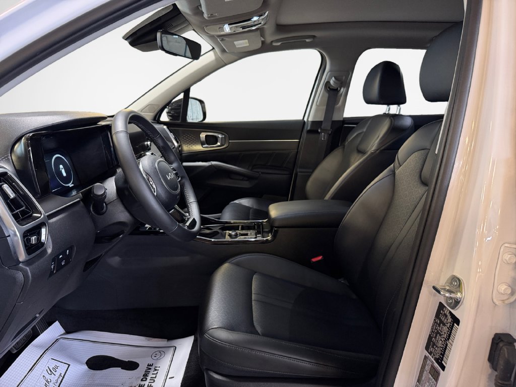 Certified 2023 Kia Sorento SX AWD/4WD image 12