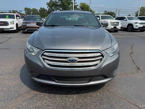 Used 2014 Ford Taurus SEL w/ Equipment Group 201A AWD/4WD image 8