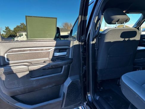 Used 2024 RAM 2500 Big Horn image 27