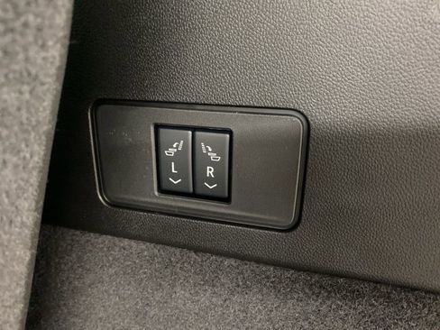 New 2025 Cadillac XT6 Luxury AWD/4WD image 29