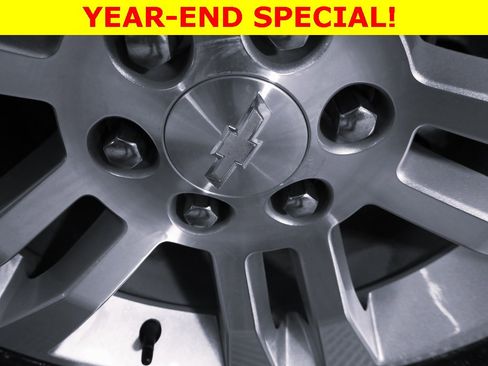 Used 2018 Chevrolet Suburban LT image 8