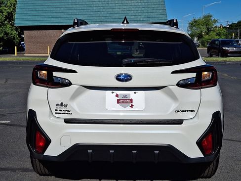 Certified 2026 Subaru Crosstrek 2.5i Premium AWD/4WD image 5