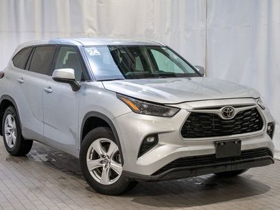 Used 2024 Toyota Highlander LE