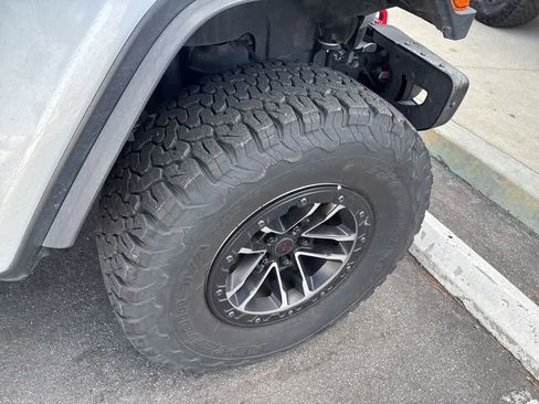 Certified 2024 Jeep Wrangler Unlimited Rubicon image 9