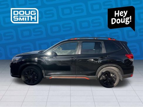 Used 2023 Subaru Forester Sport image 2