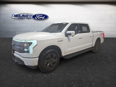 Used 2022 Ford F150 Lightning Lariat w/ Equipment Group 511A High AWD/4WD image 2