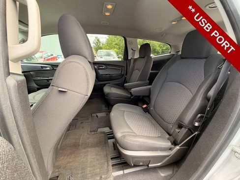 Used 2012 Chevrolet Traverse LT w/ All-Star Edition FWD image 16