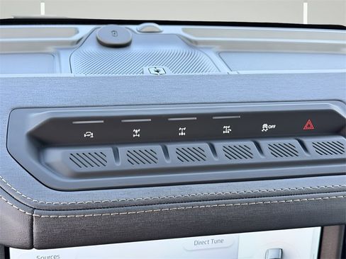 New 2025 Ford Bronco Badlands image 34