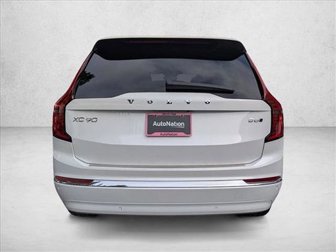 Certified 2026 Volvo XC90 B6 Plus w/ Protection Package Premier image 6