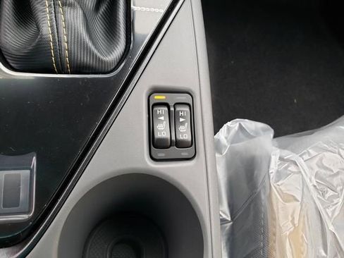 Used 2025 Subaru Crosstrek 2.5i Sport image 17