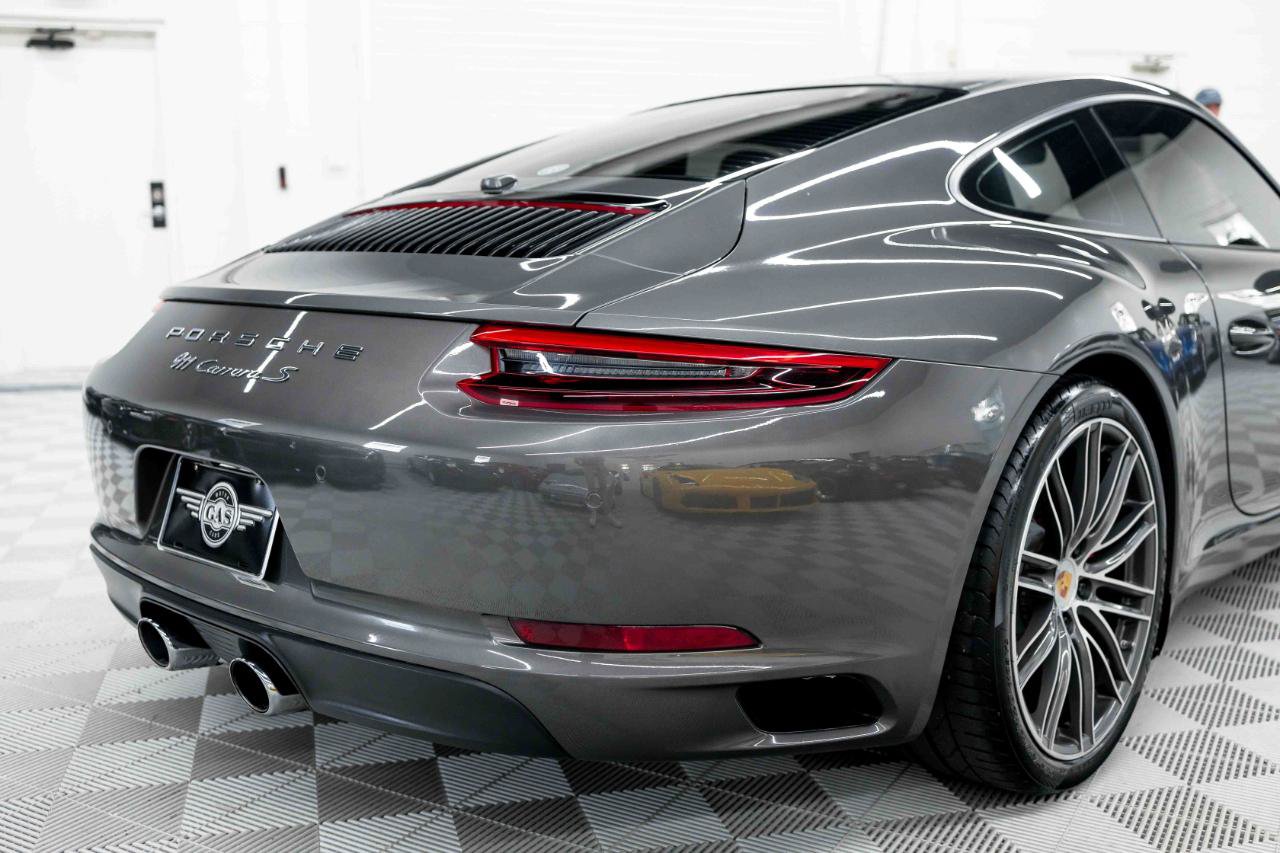 Used 2018 Porsche 911 Carrera S RWD image 32