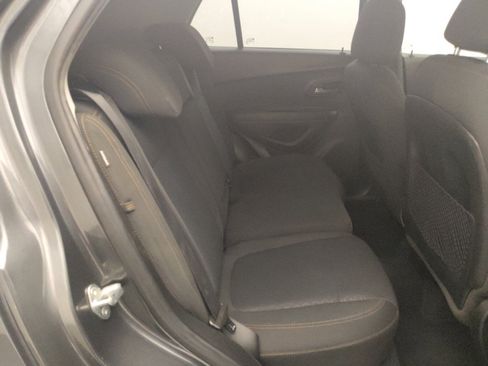 Used 2020 Chevrolet Trax LS FWD image 19