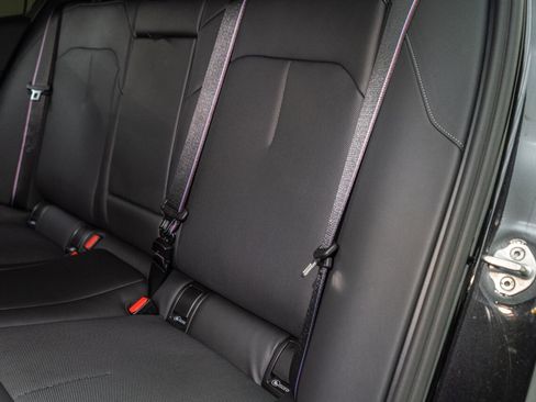 Used 2025 BMW M5 w/ Carbon Package image 26