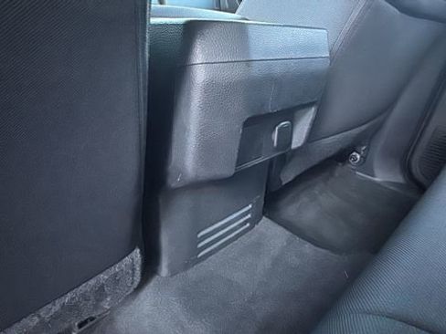 Used 2024 Toyota Tacoma SR5 AWD/4WD image 27