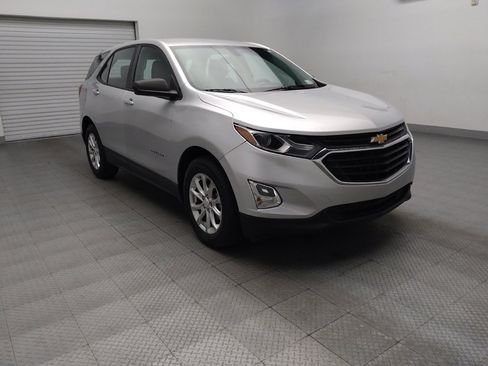 Used 2019 Chevrolet Equinox LS FWD image 13