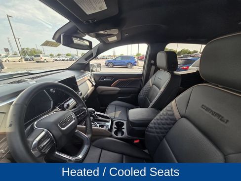 Used 2023 GMC Canyon Denali AWD/4WD image 9