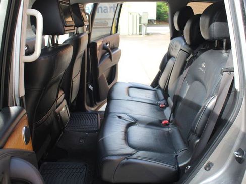 Used 2012 INFINITI QX56 2WD w/ Theater Pkg image 10