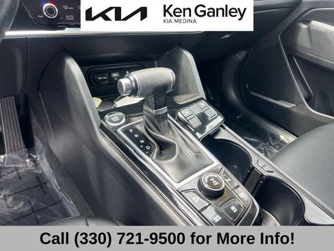 Certified 2024 Kia Sportage EX AWD/4WD image 35