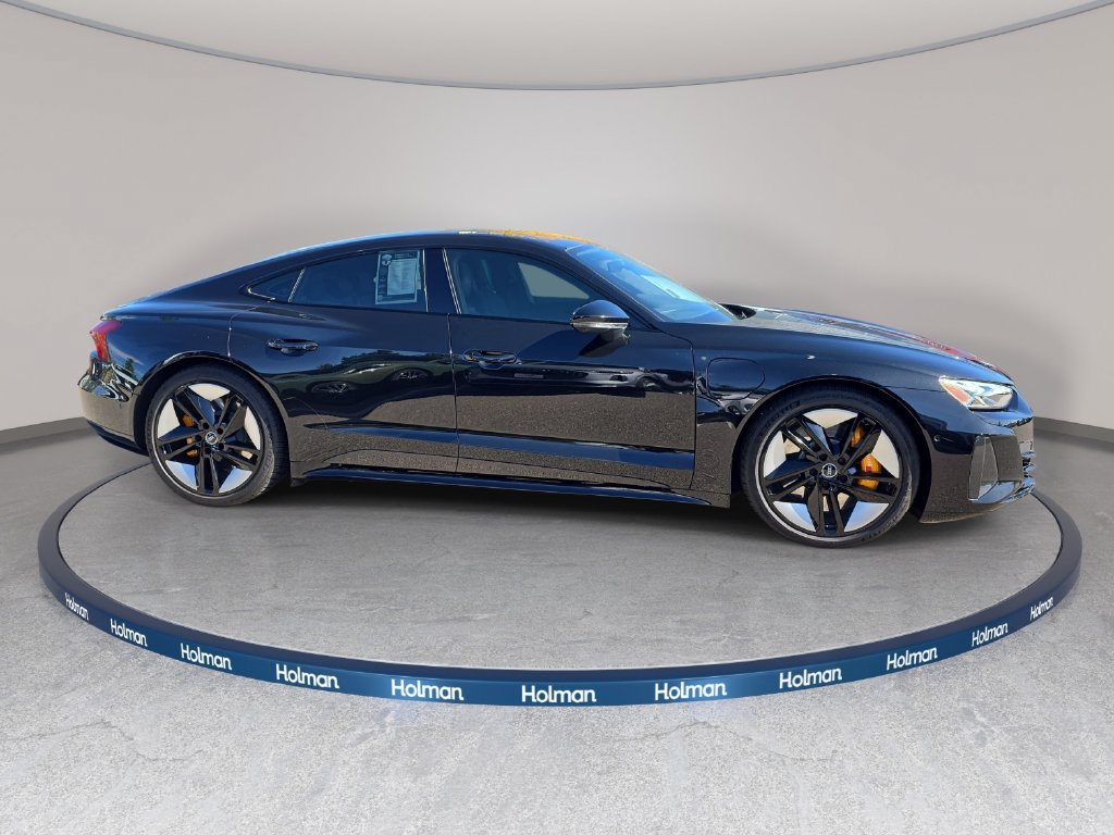 Used 2024 Audi RS e-tron GT w/ Carbon Performance Package AWD/4WD image 5
