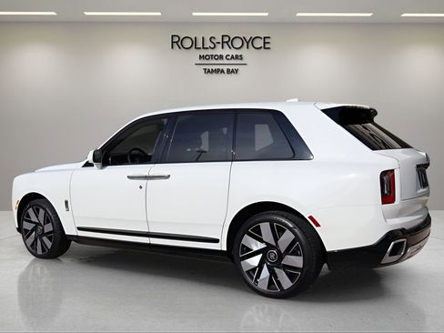 New 2026 Rolls-Royce Cullinan AWD/4WD image 5