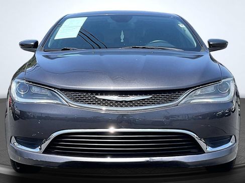 Used 2016 Chrysler 200 Limited w/ Convenience Group FWD image 3