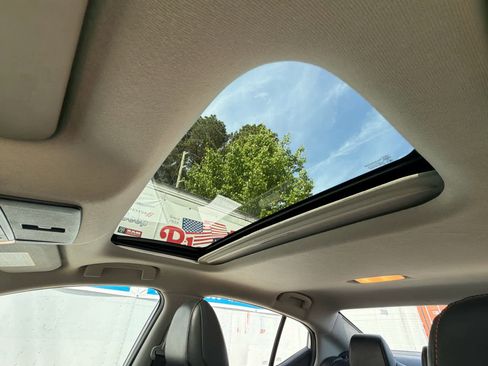 Used 2020 Nissan Sentra SR w/ Premium Package image 54