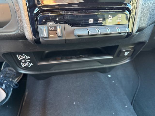 New 2026 RAM 2500 Tradesman AWD/4WD image 37