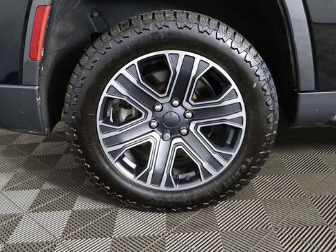 Used 2022 Jeep Wagoneer Series III w/ Flexible Seating Group AWD/4WD image 24