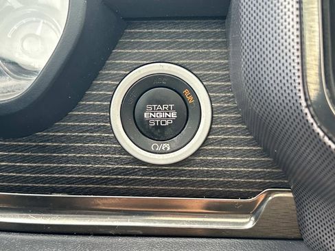 Used 2019 RAM 1500 Limited image 44