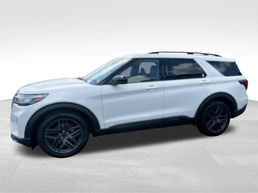 New 2026 Ford Explorer ST w/ Sun And Sound Package AWD/4WD image 5