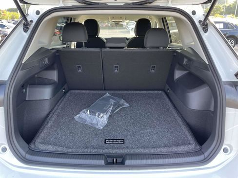New 2026 Volkswagen Tiguan S FWD image 10