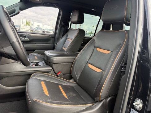 Used 2023 GMC Yukon XL AT4 w/ Max Trailering Package AWD/4WD image 5