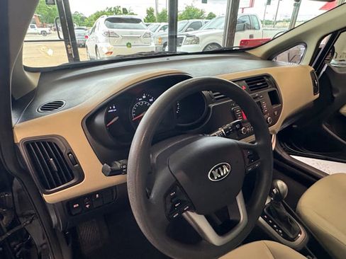 Used 2013 Kia Rio LX w/ PWR Pkg image 13