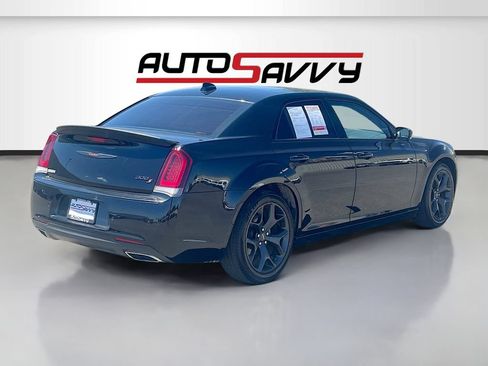 Used 2022 Chrysler 300 S RWD image 7