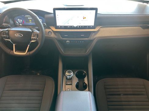 New 2026 Ford Explorer ST-Line w/ ST-Line Street Pack image 11