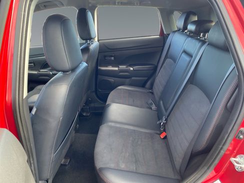 Used 2024 Mitsubishi Outlander Sport AWD image 13