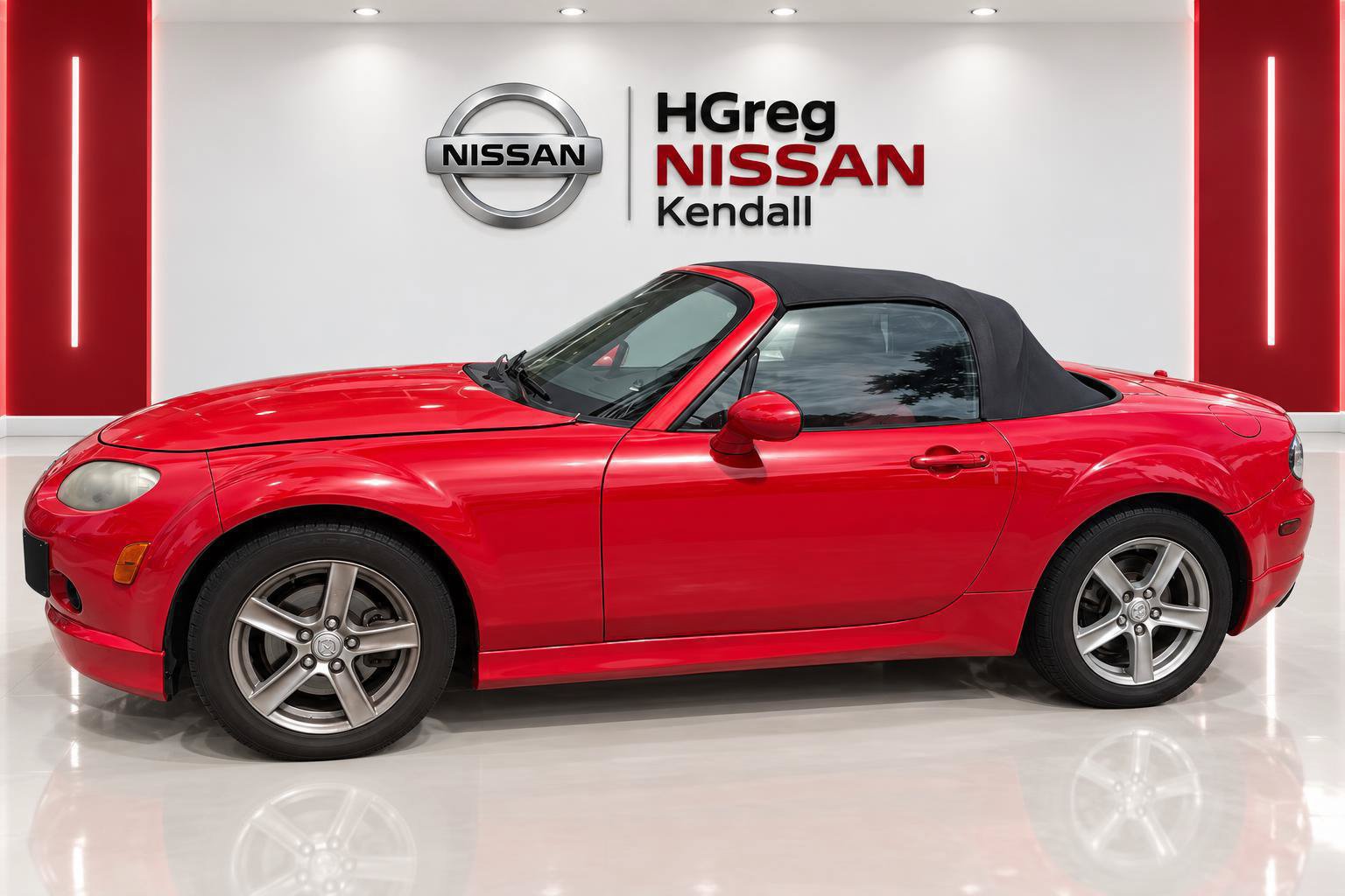 Used 2006 MAZDA MX-5 Miata Touring w/ Appearance Pkg RWD image 5