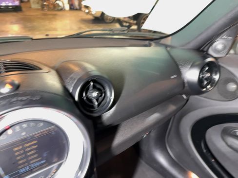 Used 2014 MINI Cooper Countryman S image 25